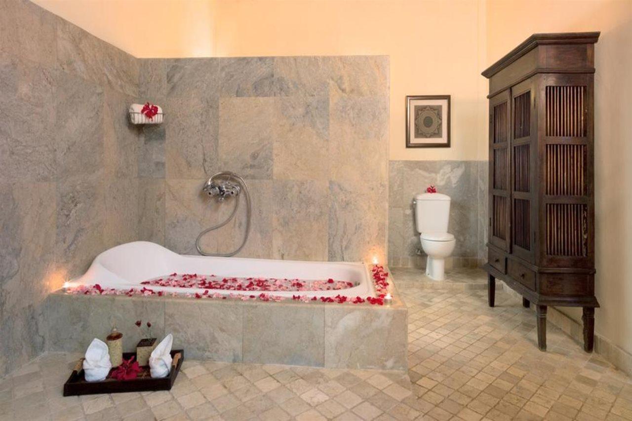 Villa Santai Seminyak Luaran gambar