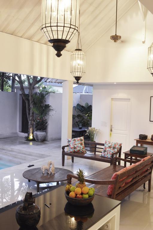 Villa Santai Seminyak Luaran gambar