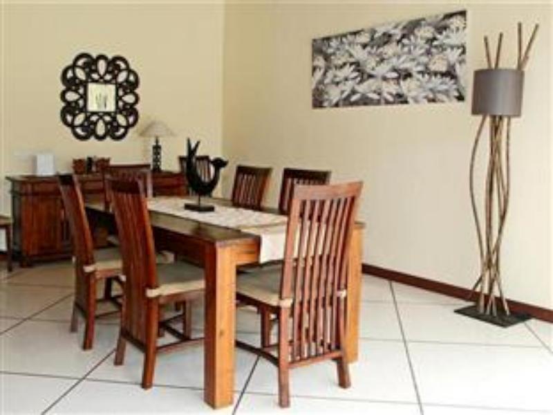 Villa Santai Seminyak Luaran gambar